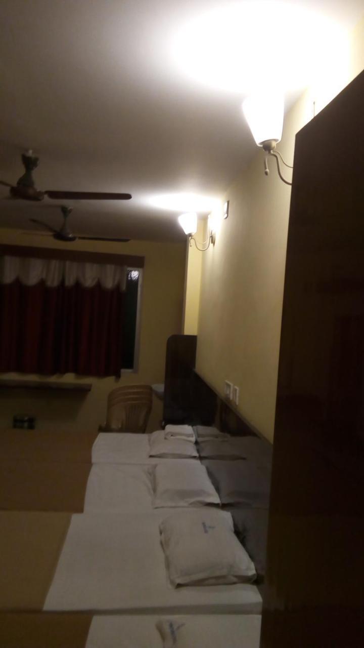 Swathisri Residency Tiruvannāmalai Extérieur photo