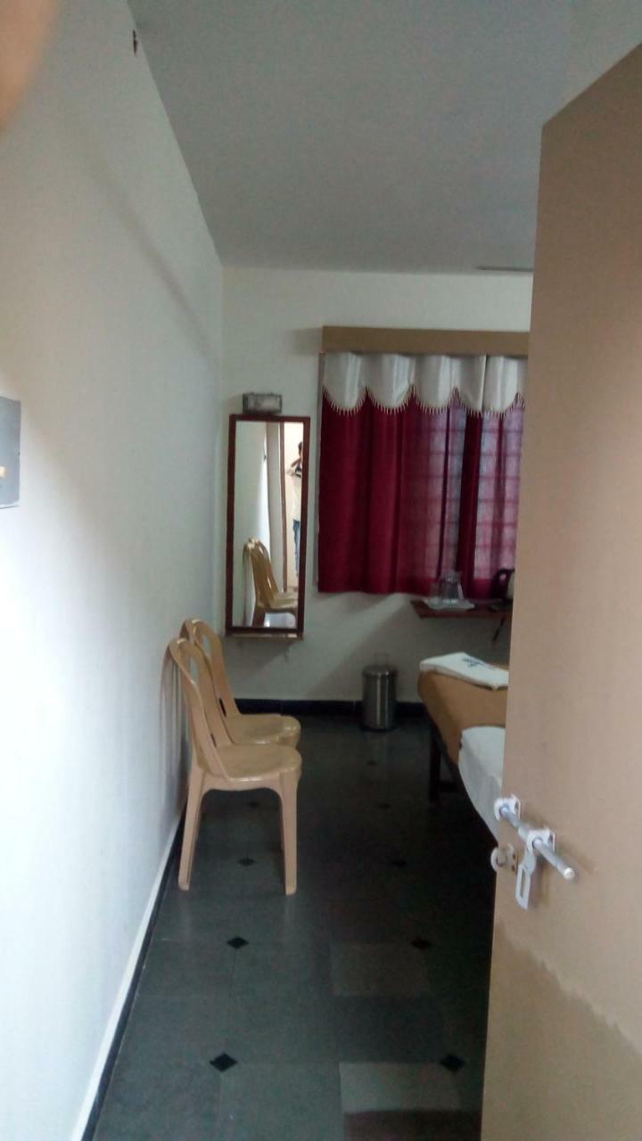 Swathisri Residency Tiruvannāmalai Extérieur photo